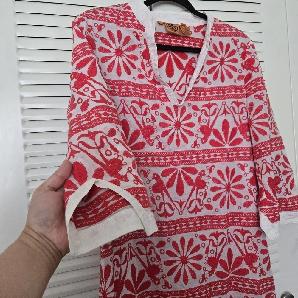 Tory Burch Embroidered Dress In White And Red Size 8